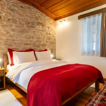 Willa Goldsmith House *