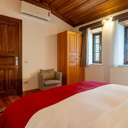 Willa Goldsmith House *