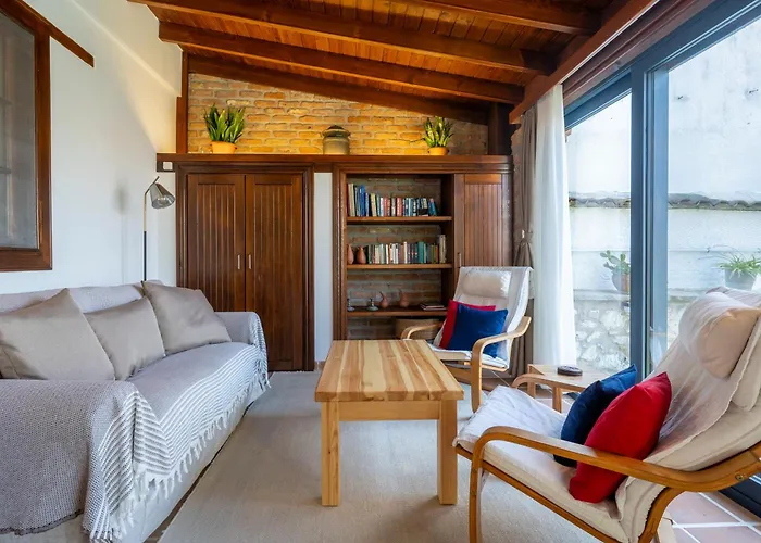 Goldsmith House Villa *
